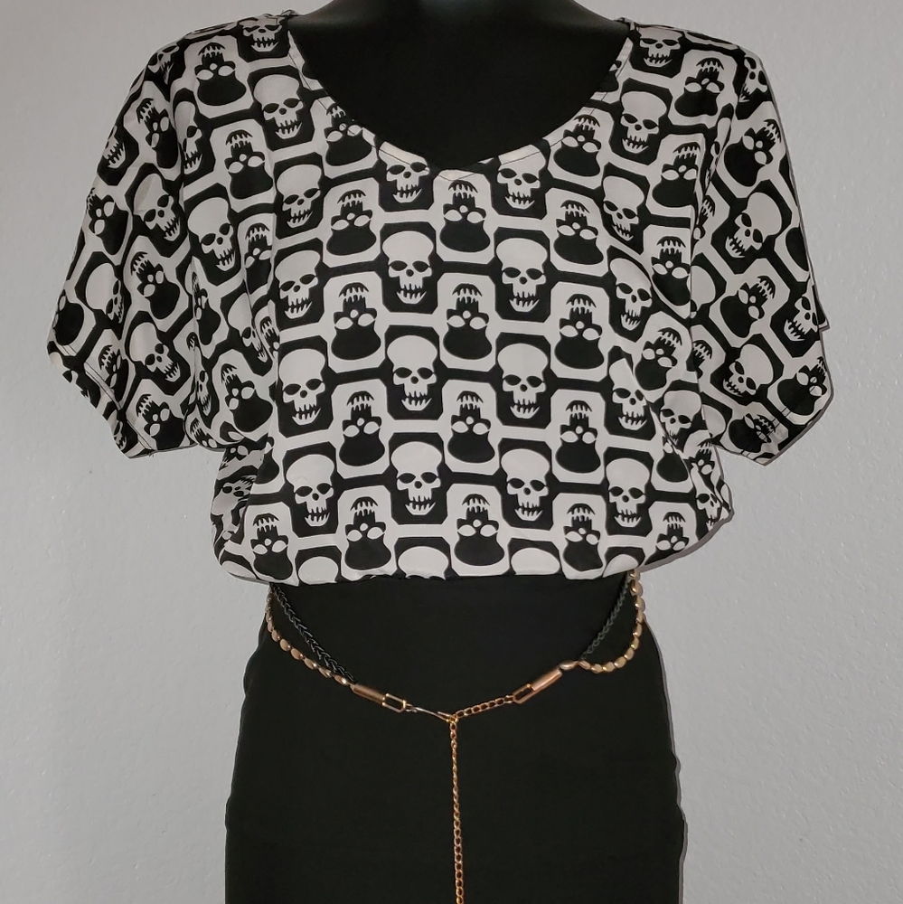 Nwt Skull Design Dress sz Small